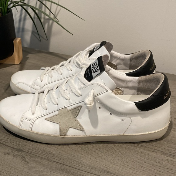 🌊Authentic NWOT Golden Goose Superstars Size 41🌊 - Picture 8 of 10
